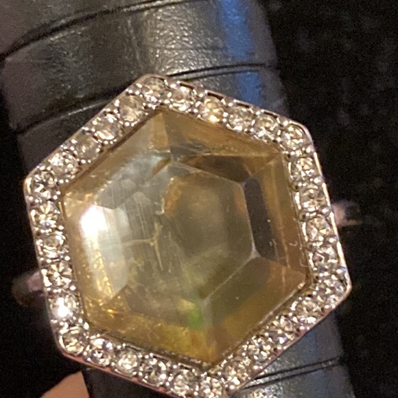 Chloe and Isabel mother of Pearl style fashion ring size 8 - Picture 10 of 10